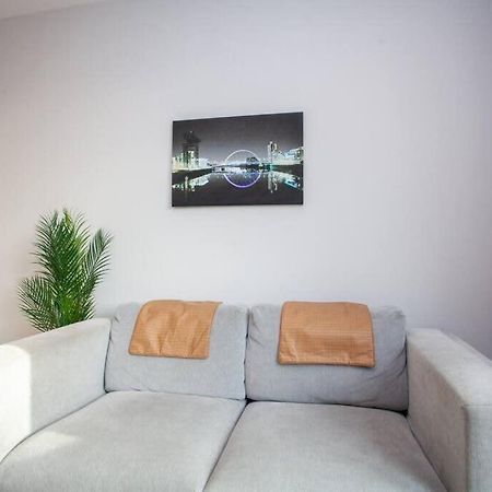 1 Bedroom Apartment In Very Central Location Glasgow Eksteriør bilde