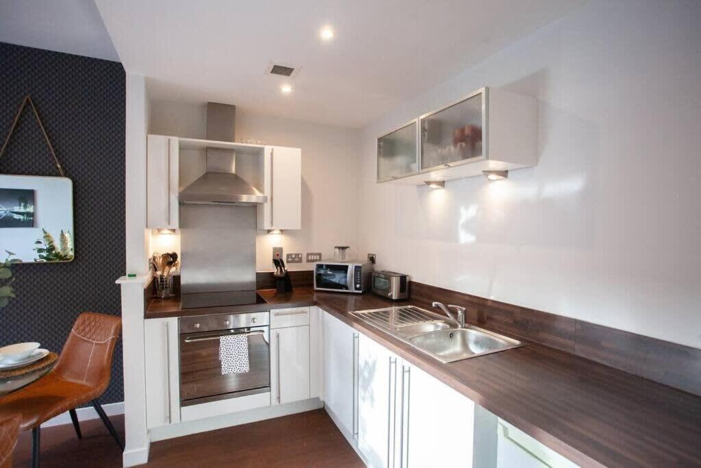 1 Bedroom Apartment In Very Central Location Glasgow Eksteriør bilde
