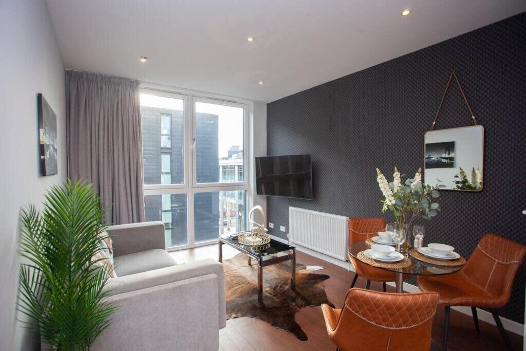 1 Bedroom Apartment In Very Central Location Glasgow Eksteriør bilde